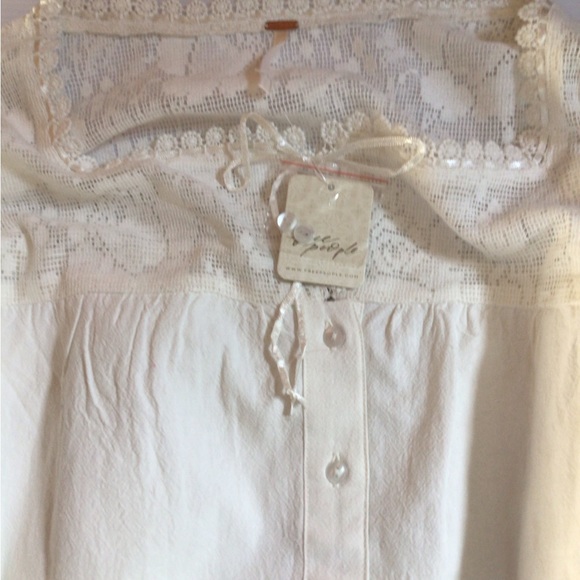 1 left! Rare Free People cropped Embroidered blouse - Picture 9 of 11